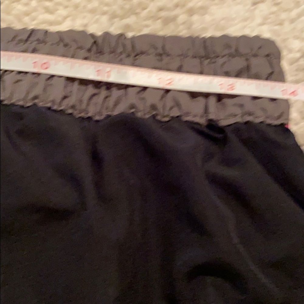 Umbro Running Shorts Size Large - Picture 6 of 6